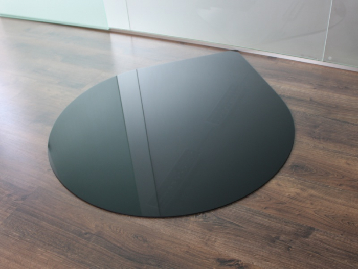Tropfen 110cm Glas schwarz - Funkenschutzplatte Kaminbodenplatte Glasplatte Unterlage Ofen