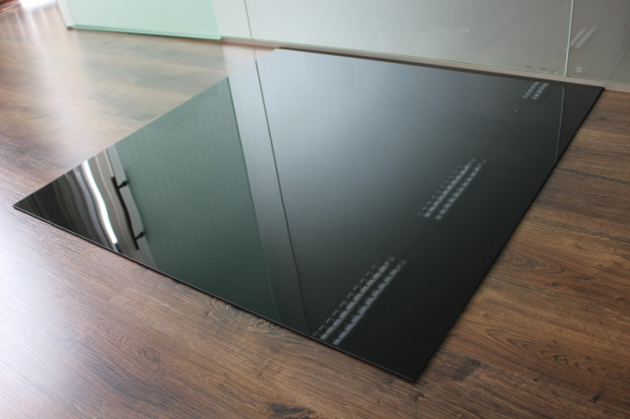 Rechteck 120x130cm Glas schwarz - Funkenschutzplatte Kaminbodenplatte Glasplatte Ofenunterlage